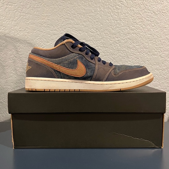 Jordan 1 low Denim - Picture 6 of 9